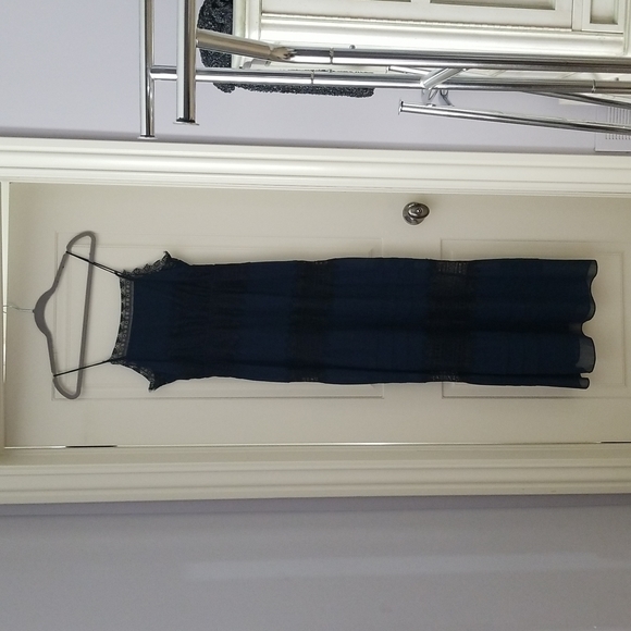 Club Monaco long dress - Picture 2 of 4